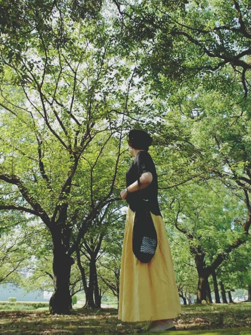 「BLACK×YELLOW、オトナカジュアル、夏コーデ、ベレー帽、ミナペルホネン、UNIQLO、夏セールで買いました」｜「GIRBLISHのガーブリッシュ ベレー SUMMER レディース 帽子 サマー 帽 綿 麻 カジュアル GIRBLISH（ハンチング/ベレー帽、ブラック系）」を使った、birdさん（レディース・157cm）の夏コーディネートの1枚目の写真
