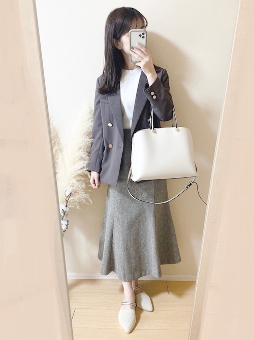 nana♡|Mila Owenのテーラードジャケットを使った