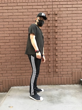 「NEWERA」｜「アイテム（スリッポン）」を使った、ホンダネーション さん（メンズ・171cm）の春コーディネート