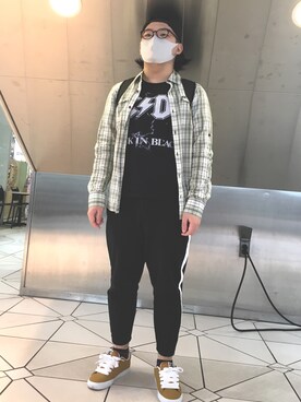 「DC SHOES（ディーシーシューズ）のアイテム（ブラウン系）」を使った、ホンダネーション さん（メンズ・171cm）の秋コーディネート
