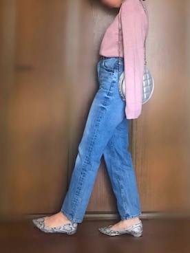 「GU（ジーユー）のアイテム（デニムパンツ、ブルー系）」を使った、kumiさん（レディース・158cm）の冬コーディネート