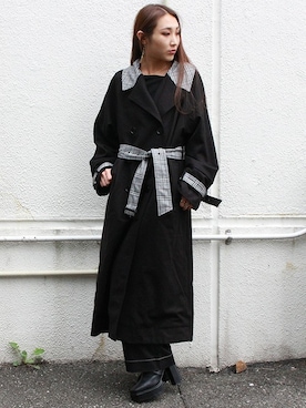 「リバーシブル」｜「アイテム（トレンチコート）」を使った、BARAKさん（レディース・161cm）の冬コーディネート