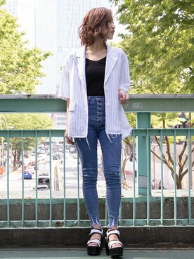 「クラッシュデニム」｜「アイテム（その他アウター）」を使った、BARAKさん（レディース・160cm）の春コーディネート