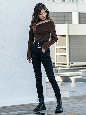 「BARAK（バラク）のアイテム（パンツ）」を使った、BARAKさん（レディース・160cm）の秋コーディネート