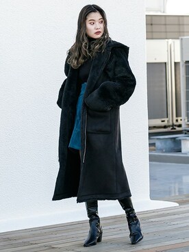 「リブニット」｜「アイテム（ムートンコート）」を使った、BARAKさん（レディース・160cm）の冬コーディネート