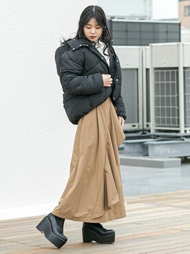 「マキシスカート」｜「アイテム（ダウンジャケット/コート）」を使った、BARAKさん（レディース・160cm）の冬コーディネート