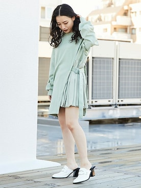 「スウェットワンピース」｜「アイテム（ローファー）」を使った、BARAKさん（レディース・152cm）の春コーディネート