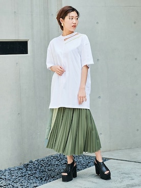 「BARAK（バラク）のアイテム（サンダル）」を使った、BARAKさん（レディース・162cm）の春コーディネート
