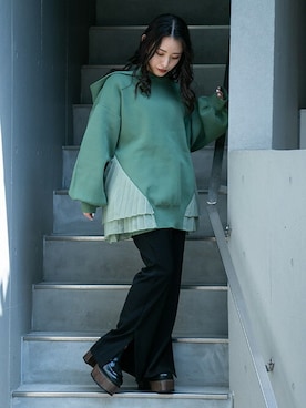 「アイテム（パーカー、グリーン系）」を使った、BARAKさん（レディース・152cm）の秋コーディネート