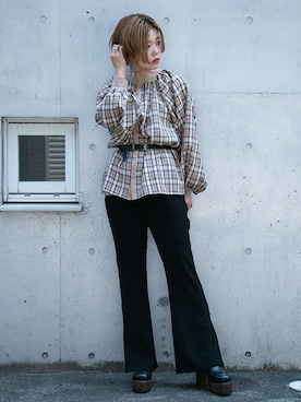 「アイテム（トップス、ベージュ系）」を使った、BARAKさん（レディース・160cm）の秋コーディネート