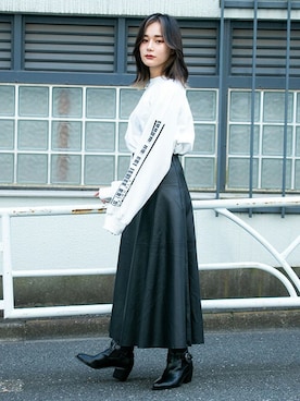 「BARAK（バラク）のアイテム（Tシャツ/カットソー）」を使った、BARAKさん（レディース・160cm）の秋コーディネート