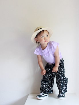 「ペーパーハット」｜「アイテム（その他）」を使った、_____rkさん（キッズ・100cm）の春コーディネート