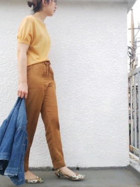 「サテンパンツ」｜「アイテム（デニムジャケット）」を使った、shino_wearさん（レディース・167cm）の春コーディネート