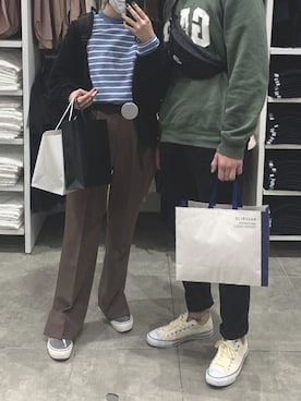 「RETRO GIRL（レトロガール）のタックセミフレアパンツ（その他パンツ）」を使った、琴さん（レディース・158cm）の春コーディネート