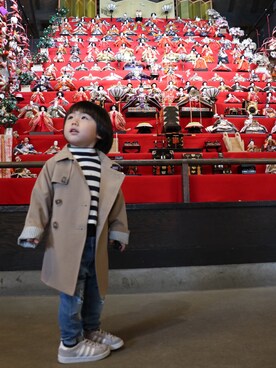 「むすこーで」｜「アイテム（トレンチコート）」を使った、so  rin enさん（キッズ・90cm）の春コーディネート