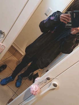 「全身黒」｜「アイテム（ナイロンジャケット）」を使った、DestinYさん（メンズ・170cm）の冬コーディネート