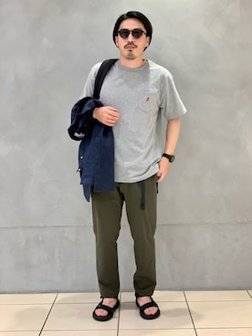 「Gramicci（グラミチ）のアイテム（トップス）」を使った、kantaさん（メンズ・165cm）の夏コーディネート