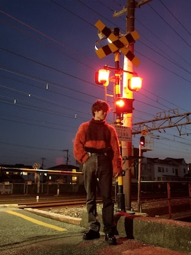 「JOHN LAWRENCE SULLIVAN（ジョンローレンスサリバン）のアイテム（ニット/セーター、レッド系）」を使った、ryumaruさん（メンズ・167cm）の冬コーディネート