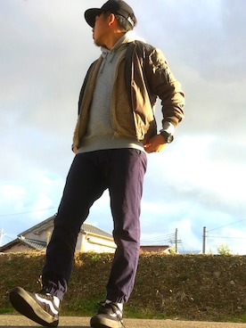 「SEVENDAYS=SUNDAY（セブンデイズサンデイ）のアイテム（MA-1）」を使った、びーびー☑︎さん（メンズ・169cm）の冬コーディネート
