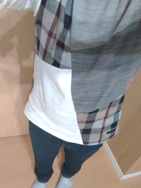 「BLACK LABEL CRESTBRIDGE（ブラックレーベル・クレストブリッジ）のアイテム（Tシャツ/カットソー）」を使った、さとちゃんさん（メンズ・165cm）の春コーディネート