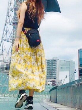 「Honeys（ハニーズ）のアイテム（スカート、イエロー系）」を使った、ゆりりんさん（レディース・163cm）の夏コーディネート