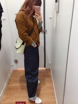 「UNIQLO（ユニクロ）のアイテム（デニムパンツ、ブルー系）」を使った、ゆりりんさん（レディース・163cm）の秋コーディネート