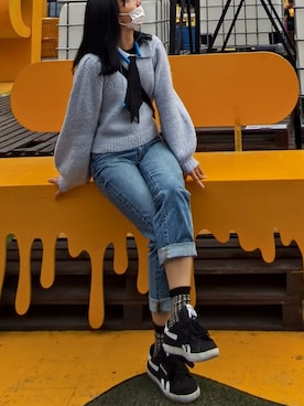 「GU（ジーユー）のアイテム（デニムパンツ、ブルー系）」を使った、ゆりりんさん（レディース・163cm）の秋コーディネート