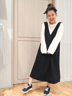 「ワンピース×スニーカー」｜「アイテム（財布/小物）」を使った、さばちさん（レディース・148cm）の秋コーディネート