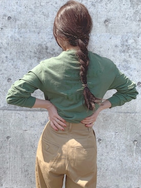 「ピスタチオ」｜「アイテム（チノパンツ）」を使った、sonさん（レディース・159cm）の春コーディネート