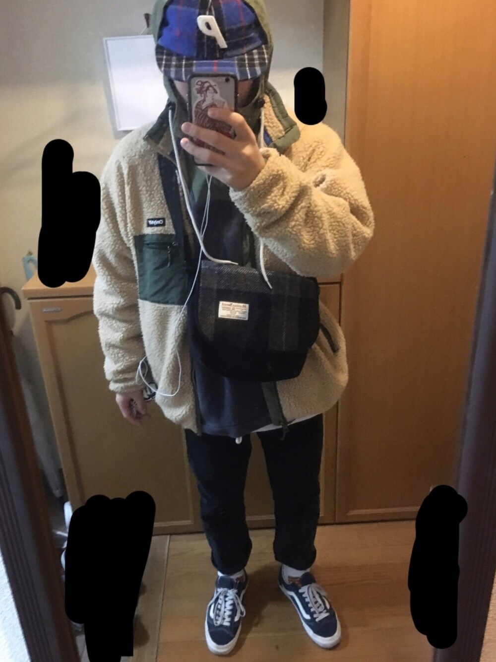 「PALACEのアイテム（キャップ、ブルー系）」を使った、てさん（メンズ・163cm）の秋コーディネートの1枚目の写真