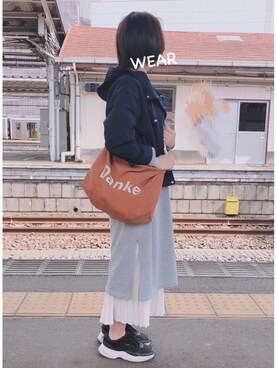 「Chaco closet（チャコ クローゼット）のアソートプリーツ Aラインウエストゴムロングスカート[チェック 小花柄 ダルメシアン コーデュロイ サテン シアー 無地]（スカート）」を使った、あっかりんさん（レディース・160cm）の春コーディネート