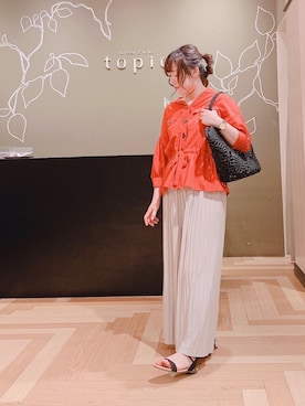 「プリーツ」｜「アイテム（チュニック）」を使った、こながたさん（レディース・158cm）の春コーディネート