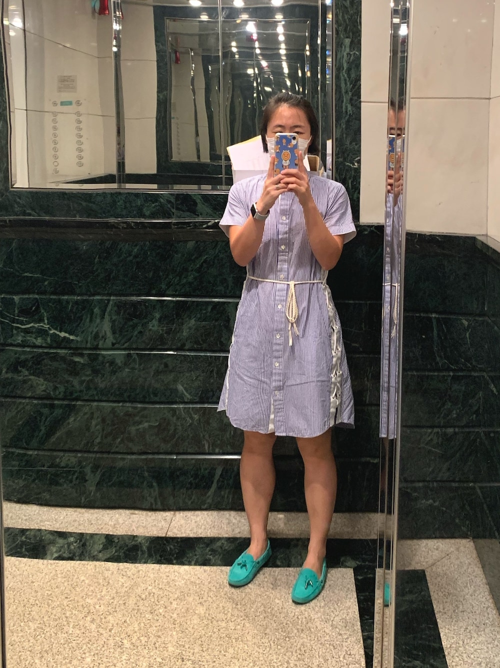 「HEA、Office casual、stayhealthy」｜「Sacaiのアイテム（ワンピース、ブルー系）」を使った、Kwan🤪さん（レディース・155cm）の夏コーディネートの1枚目の写真