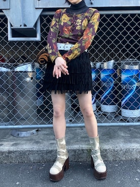 「UNIF（ユニフ）のアイテム（ブーツ）」を使った、小梅さん（レディース・163cm）の冬コーディネート
