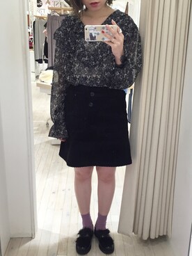 「Jeffrey Campbell（ジェフリーキャンベル）のアイテム（ローファー）」を使った、senahideshimaさん（レディース・161cm）の秋コーディネート