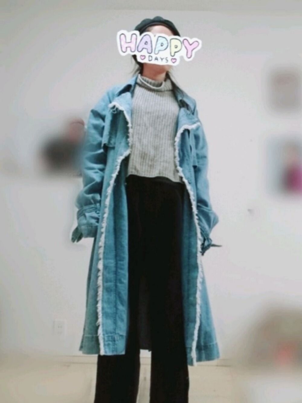 「デニム、RNA、nico and…」｜「RNAのC0625 3WAYデニムコート（トレンチコート、ブルー系）」を使った、友華さん（レディース・157cm）の春コーディネートの1枚目の写真
