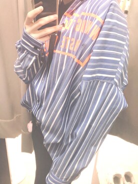 「TIMELY WARNING（タイムリーワーニング）のアイテム（トップス）」を使った、KO_KIさん（メンズ・170cm）の秋コーディネート