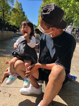 「ブラック×ホワイト」｜「アイテム（キャップ）」を使った、KKKOOOGさん（メンズ・171cm）の秋コーディネート
