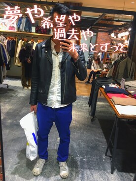 「ジャックパーセル」｜「アイテム（ライダースジャケット）」を使った、鱒主さん（メンズ・170cm）の秋コーディネート