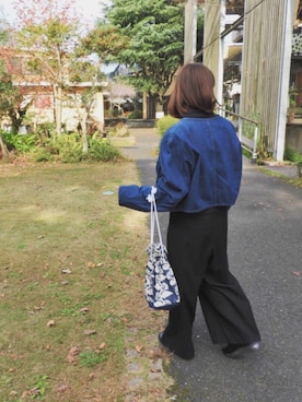 「AMERI」｜「アイテム（デニムジャケット）」を使った、ニコさん（レディース・153cm）の冬コーディネート