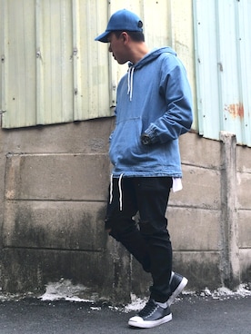 「CONVERSE（コンバース）のアイテム（その他シューズ）」を使った、ZION P (MC耀宗）さん（メンズ・170cm）の冬コーディネート