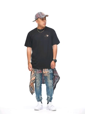 「RIPNDIP（リップンディップ）のアイテム」を使った、ZION P (MC耀宗）さん（メンズ・170cm）の秋コーディネート