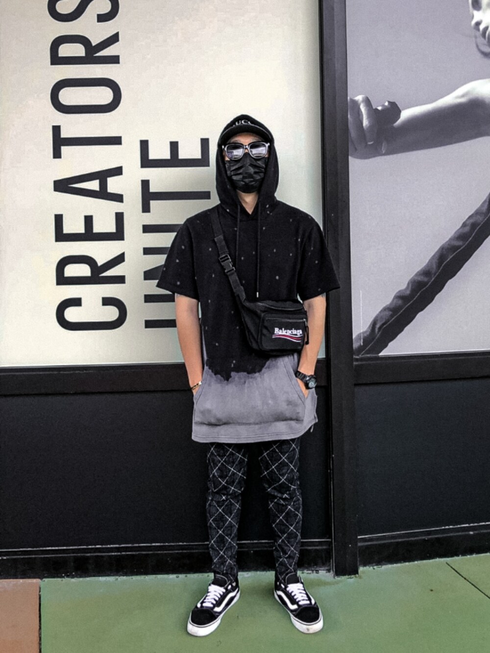 BALENCIAGA バレンシアガ ボディバッグ ウエストポーチ ネイビー BALENCIAGAのボディバッグ/ウエストポーチを使ったレディース