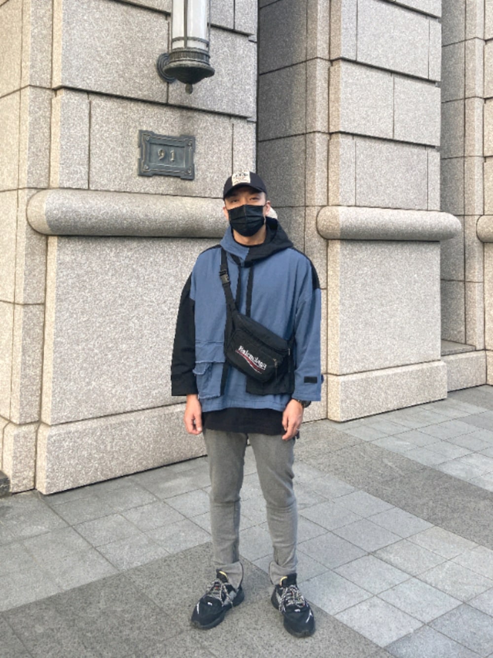BALENCIAGAのボディバッグ/ウエストポーチを使った人気