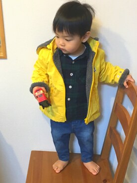 「petit main（プティマイン）のアイテム（マウンテンパーカー）」を使った、七夕ボーイさん（キッズ・80cm）の秋コーディネート