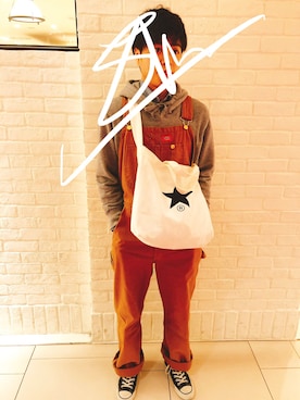 「CONVERSE TOKYO（コンバーストウキョウ）のアイテム（トートバッグ）」を使った、しゅーへいさん（メンズ・168cm）の冬コーディネート