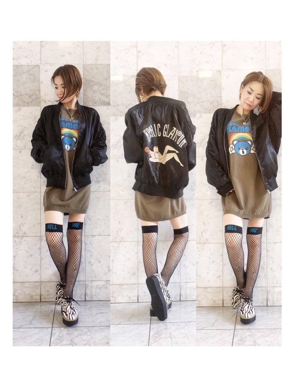 「ワンピース、スカジャン、Hysteric Glamour、ヒステリックグラマー、復刻、秋コーデ、80年代、Miss hysteric、19EARLY_AUTUMNコーデコンテスト、HYS  BEAR」｜「HYSTERIC GLAMOURのWOMAN ON SKULL PICKネックレス（ネックレス、シルバー系）」を使った、Hazukiさん（レディース・159cm）の秋コーディネートの1枚目の写真