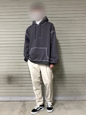 パーカーを使った 白パンツ のメンズ人気ファッションコーディネート ユーザー その他ユーザー Wear パーカーを使った 白パンツ のメンズ人気ファッションコーディネート ユーザー その他ユーザー Wear