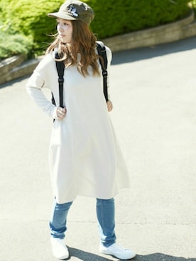 「alcali（アルカリ）のアイテム」を使った、alcali/Soffitto EC担当さん（レディース・161cm）の春コーディネート