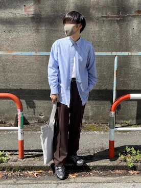 「BEAMS（ビームス）のアイテム（スラックス）」を使った、もこさん（メンズ・164cm）の春コーディネート